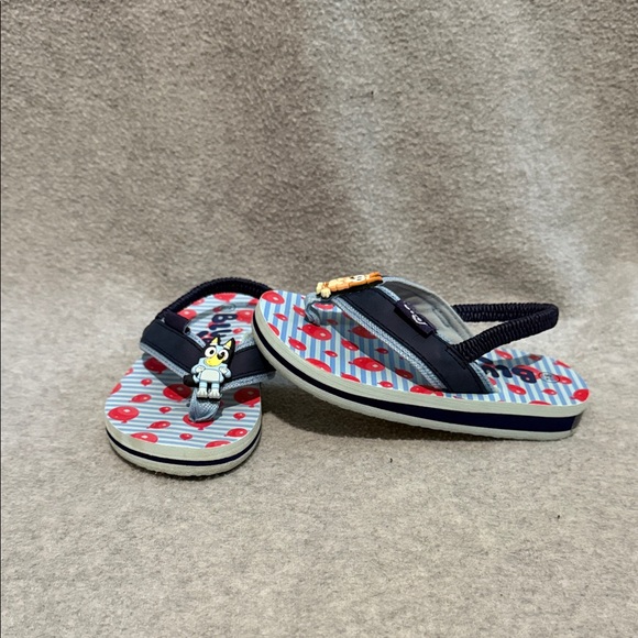 Bluey Sandals with Elastic Strap - Picture 1 of 4